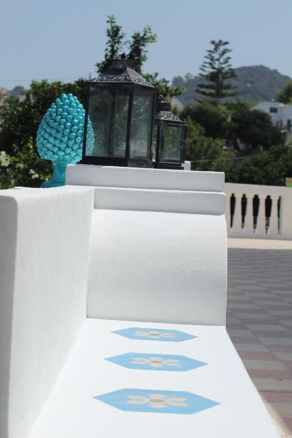 Villa La Casa Bianca à Lipari  Extérieur photo