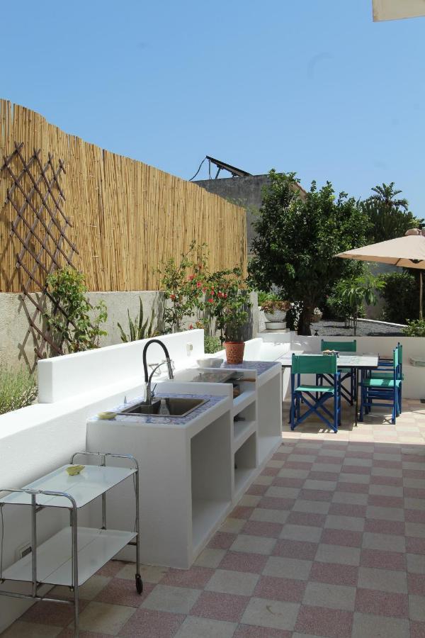 Villa La Casa Bianca à Lipari  Extérieur photo