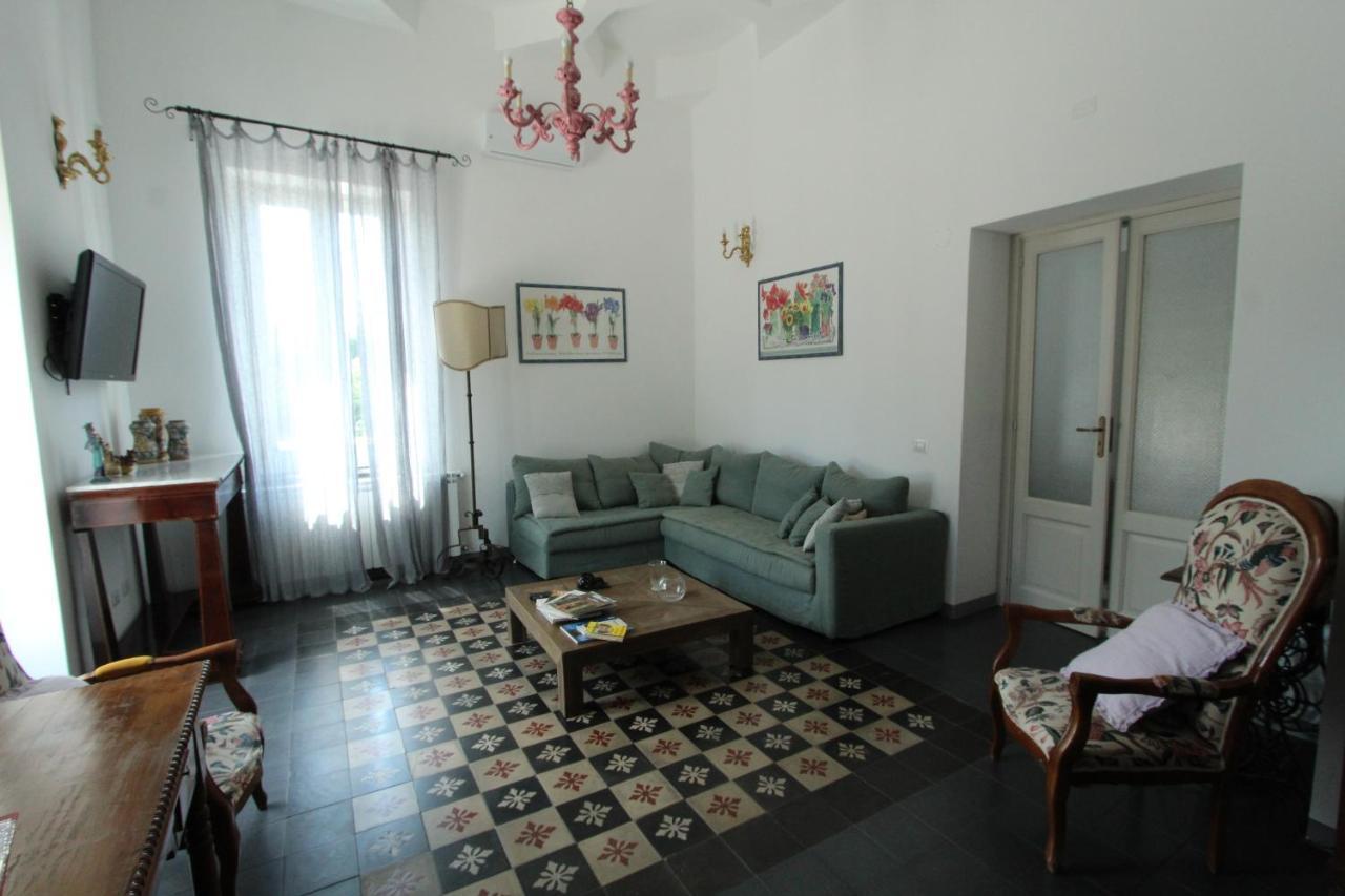 Villa La Casa Bianca à Lipari  Extérieur photo